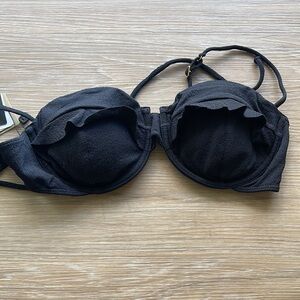 Vix Ruffle Bikini Top